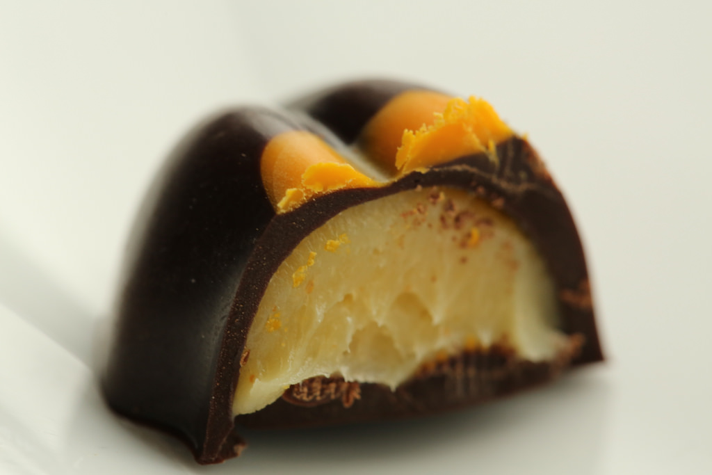 Hotel Chocolat Hot Pineapple Dark Inside