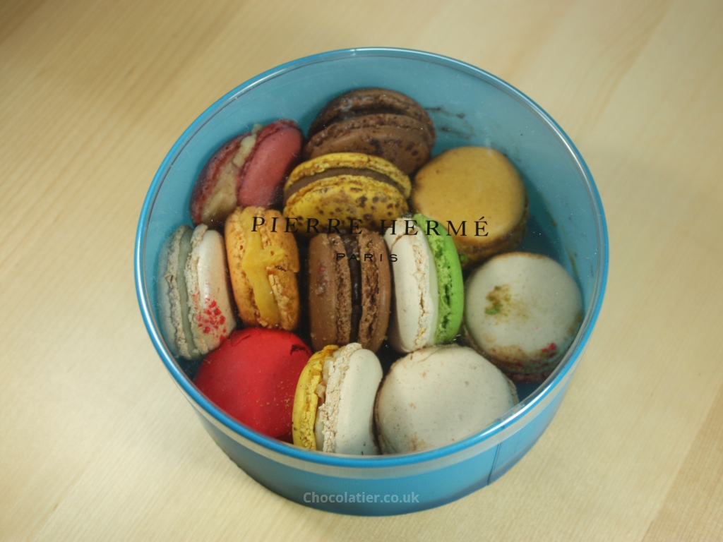 Pierre Hermé Macaroons box