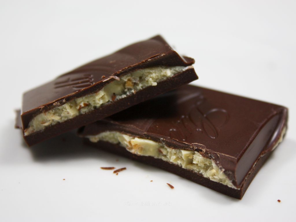 Lindt Creation Pistachio Delight portion