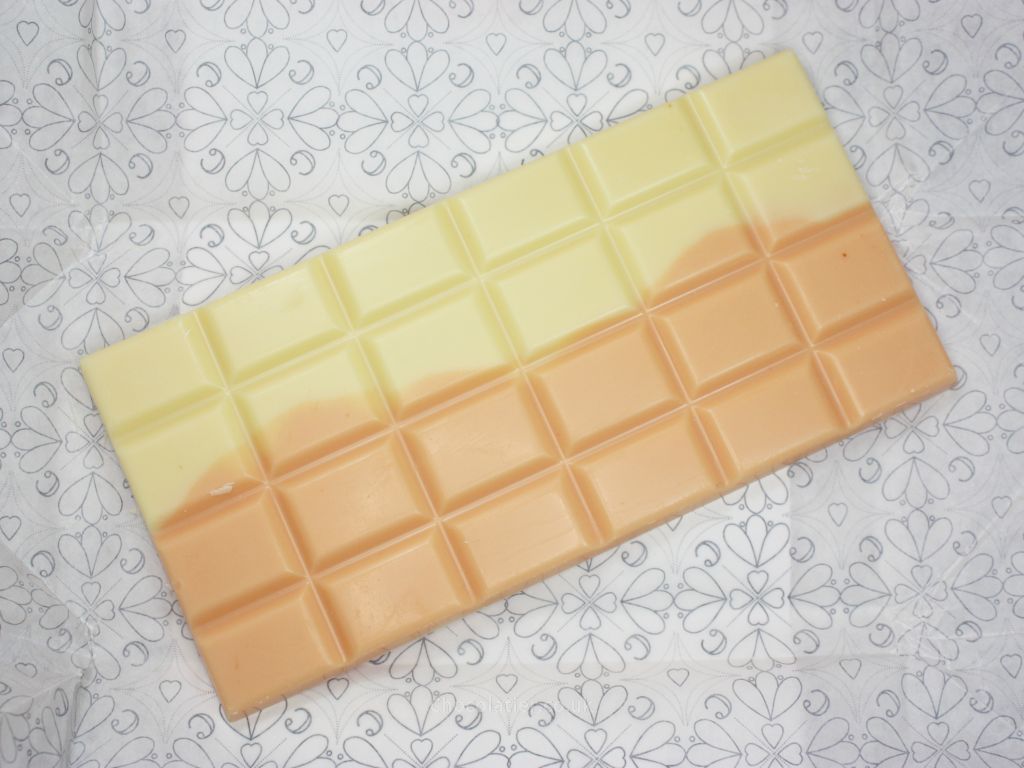 Creighton's Rhubarb & Custard White Chocolate Bar Creighton's Rhubarb & Custard White Chocolate Bar