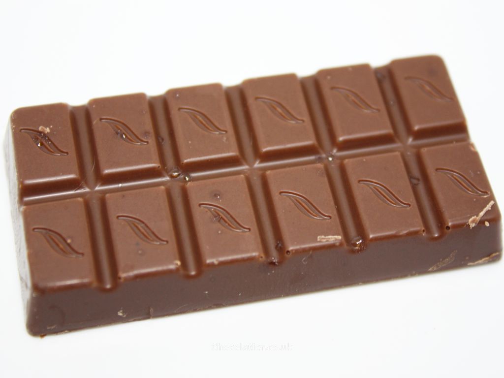 Green & Black's Organic Milk Chocolate with Anglesey Sea Salt Green & Black's Organic Milk Chocolate with Anglesey Sea Salt