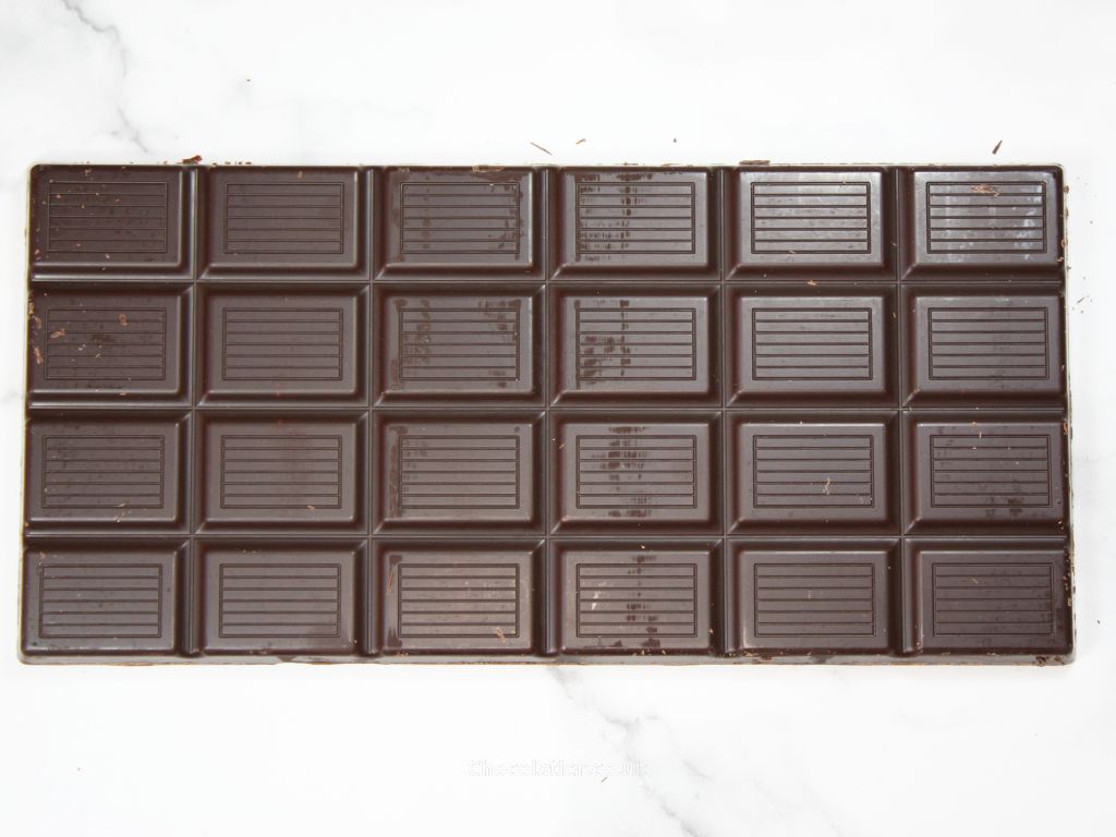 Inside the Chocolate and Love Dark Chocolate & Coffee bar Inside the Chocolate and Love Dark Chocolate & Coffee bar