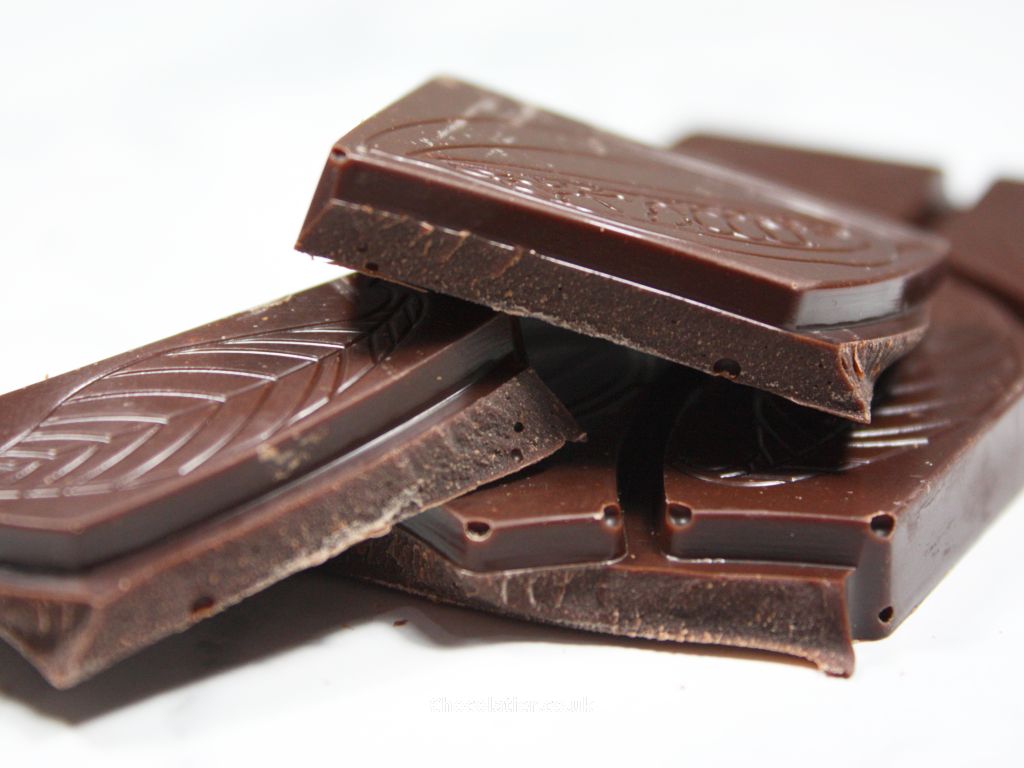 Cacoa Elora Sumba Island 70% Dark Chocolate Bar Pieces
