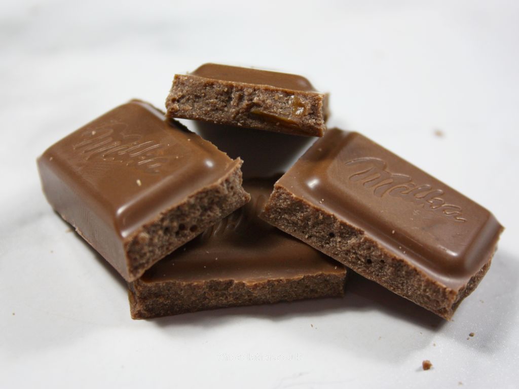 Milka Daim Chocolate Bar Pieces
