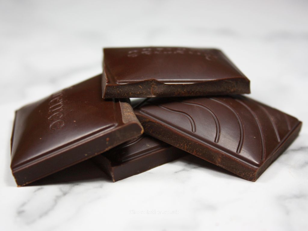 Firetree 72% Karkar Island Papua New Guinea Dark Chocolate Bar Pieces