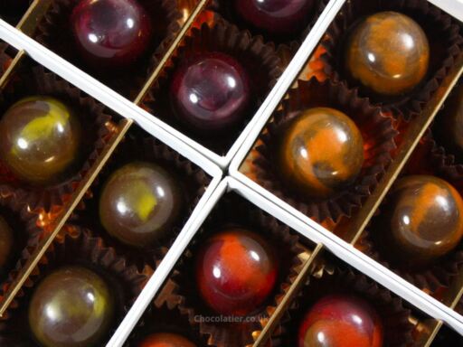 Pretty Aurosó Honey Ganache Chocolates