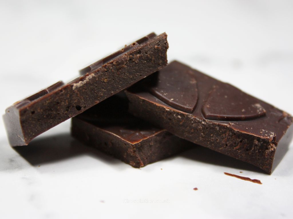 Solkiki 70% Ontbijtkoek Dutch Breakfast Cake Dark Chocolate Bar Pieces