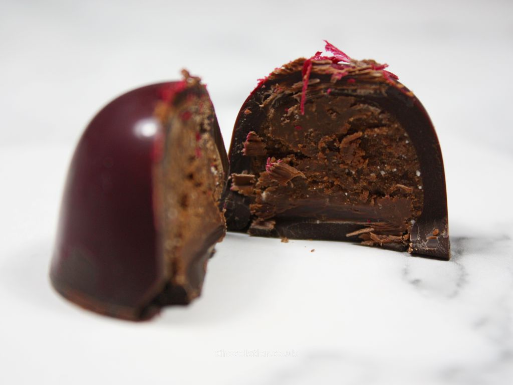 Inside the Aurosó Chocolate Albino Flamingo Gin Bonbon