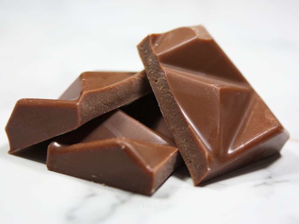 Frankly Delicious Vegan Oat Milk Chocolate Bar Pieces