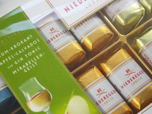 Niederegger Classic Liqueur Collection Box Packaging Closeup