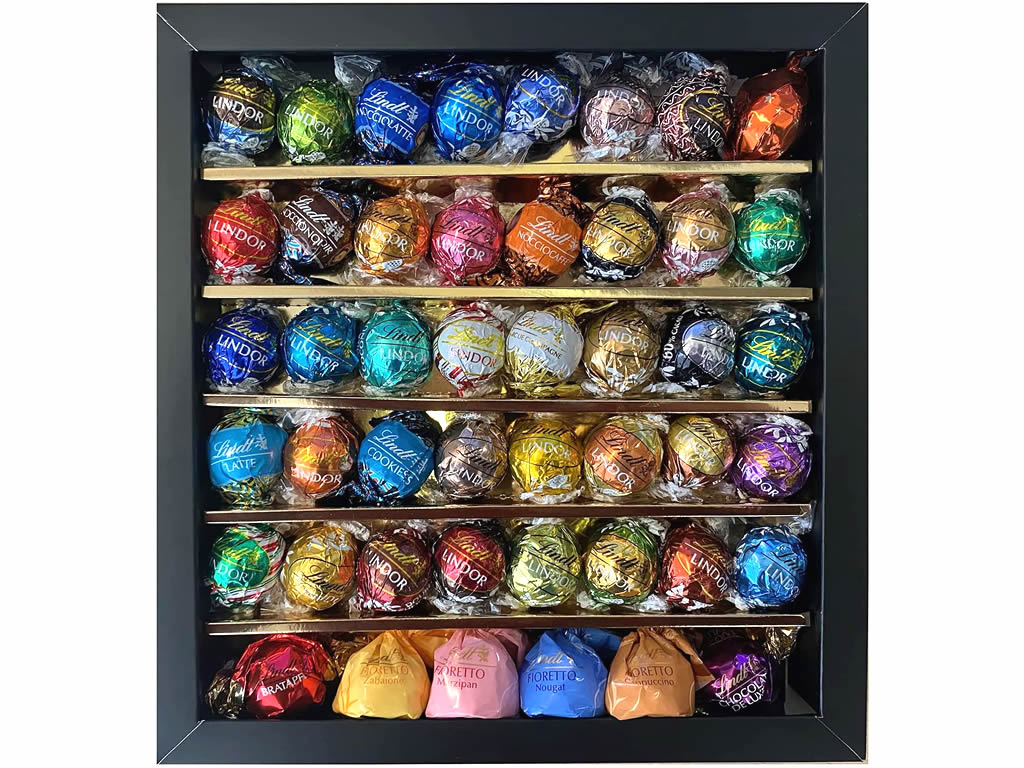 Lindt Lindor Ultimate Chocolate Collection Gift Box
