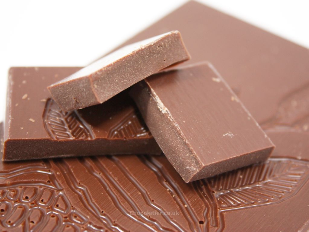 Chocolarder Wild Gorse Flower 50% Milk Chocolate Bar Pieces