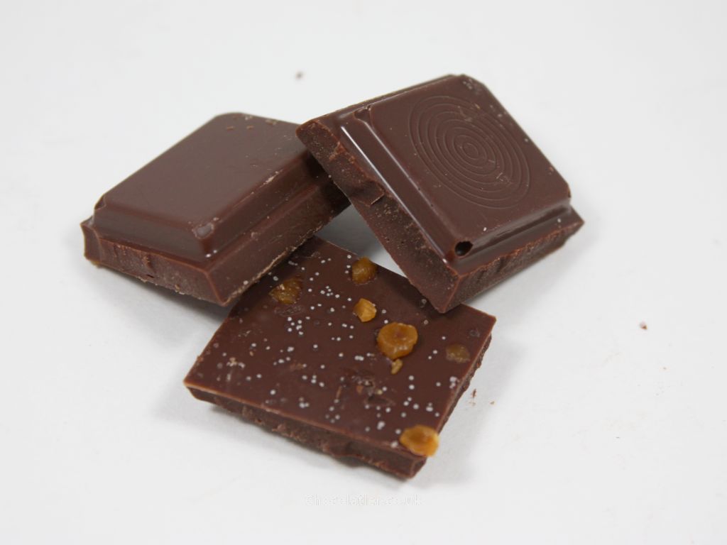 Harris & James Salted Caramel 40% Milk Chocolate Bar Pieces